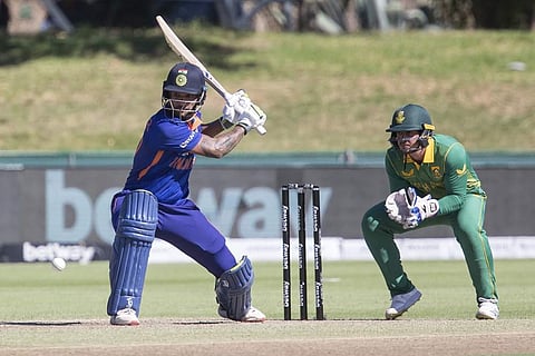 செய்தித்தாள் படிக்க மாட்டேன்: ஷிகர் தவன்