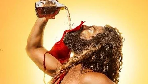 முற்றிலும் புதிய தோற்றத்தில் பிரபல நடிகர்: வெளியான விடியோவால் ரசிகர்கள் ஆச்சரியம்
