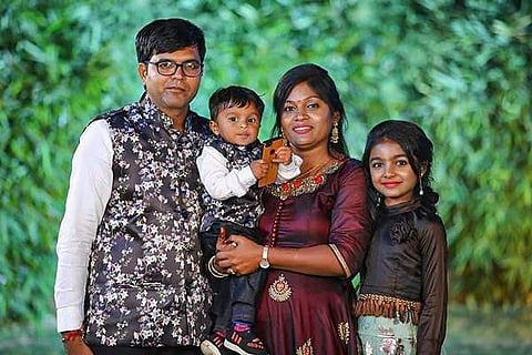 குளிரில் உறைந்து பலியான இந்தியா்கள்