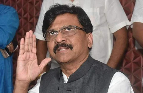 'உண்மையான ஹிந்துத்துவவாதி ஜின்னாவை கொன்றிருப்பார்; காந்தியை அல்ல'