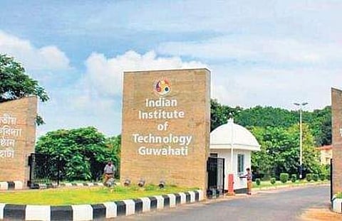 ஐஐடி குவஹாட்டியில் 60 பேருக்கு கரோனா: கட்டுப்பாட்டு மண்டலமாக அறிவிப்பு