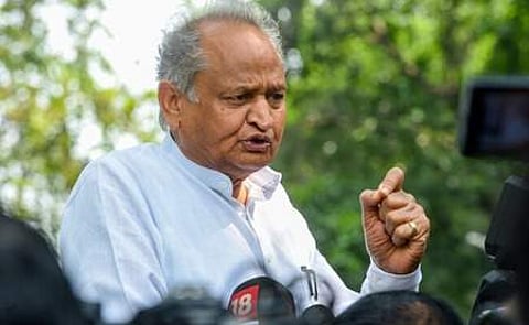 பாஜக தலைவர்கள் முதலில் வரலாற்றைப் படிக்க வேண்டும்: அசோக் கெலாட்