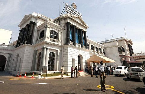 ஓட்டுநர்களுக்கு ரூ.1,000 நிவாரணமா? - தமிழ்நாடு அரசு மறுப்பு!