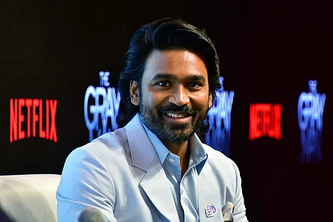 நடிகர் தனுஷை இயக்கும் அடுத்த இயக்குநர் இவர்தான்...