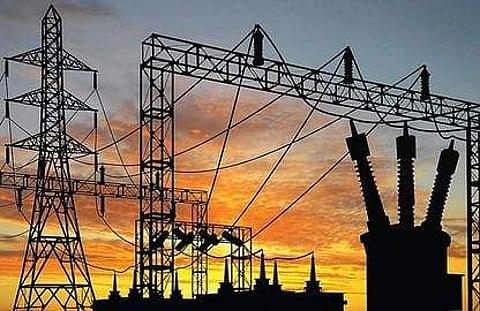 மின் கட்டண உயா்வு: அடுக்குமாடி நுகா்வோருக்கு மின் வாரியம் குறுந்தகவல்