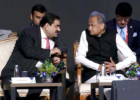 “அம்பானியோ, அதானியோ யாராக இருந்தாலும் வரவேற்கிறோம்”: தொழில் முதலீடு குறித்து ராஜஸ்தான் முதல்வர் கருத்து