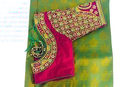 புடவைக்கு மேட்சிங் பிளவுஸ் தேர்வு செய்வது எப்படி?