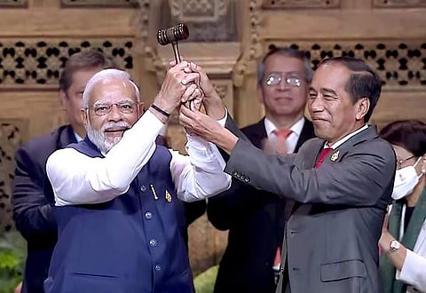 ஜி 20 அமைப்பின் தலைமைப் பொறுப்பு இந்தியாவிடம் ஒப்படைப்பு