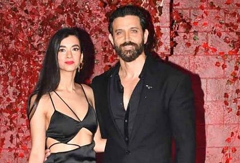 காதலி சபா ஆசாத் உடன் ஹிருத்திக் ரோஷன்