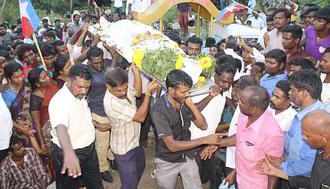 கோகுல்ராஜ் இறுதிச் சடங்கு.. கோப்பிலிருந்து..