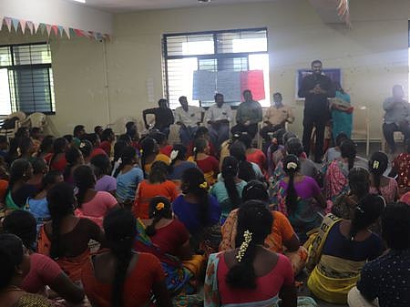 தூய்மைப் பணியாளா்களுக்கான பயிலரங்கு