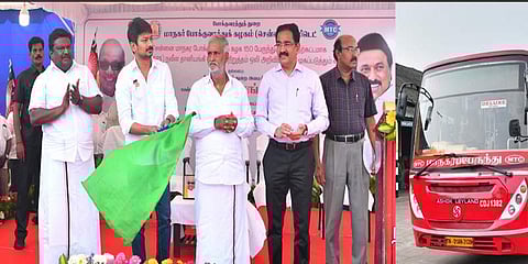 ஜிபிஎஸ் மூலம் பேருந்து நிறுத்தம் அறிவிப்புத் திட்டம் தொடக்கம்