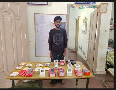 கைது செய்யப்பட்ட முனீஸ்வரன்.