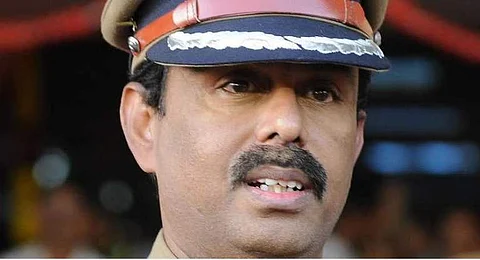 ஜாபர் சேட் மனைவி, ராஜமாணிக்கம் மகன் சொத்துகள் முடக்கம்