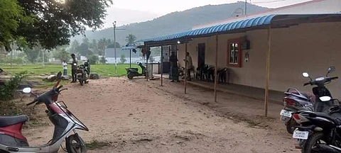கொள்ளை நடந்த வீடு