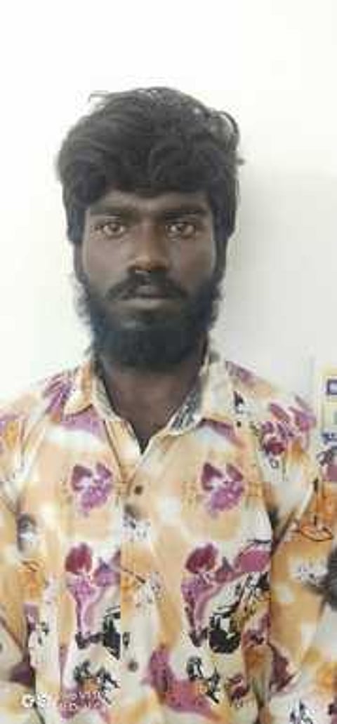 கைது செய்யப்பட்ட நல்லமணி.