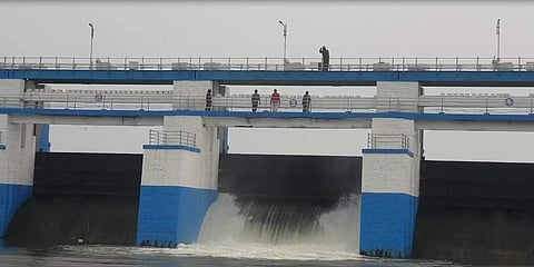 செம்பரம்பாக்கம் ஏரி நீர்திறப்பு 2,000 கனஅடியாக உயர்வு