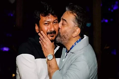 ”தம்பி உங்களிடம் எதிர்பார்க்கிறேன்..” உதயநிதியை வாழ்த்திய கமல்ஹாசன்