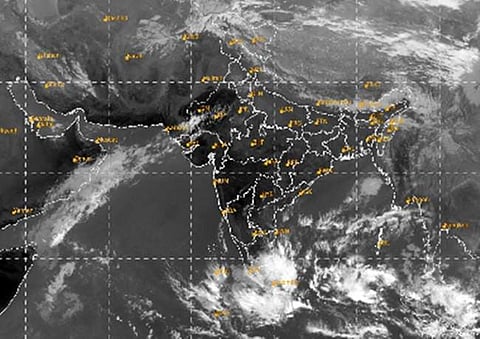 வங்கக்கடலில் நிலவும் காற்றழுத்தத் தாழ்வு: டிச.23ல் கனமழைக்கு வாய்ப்பு!