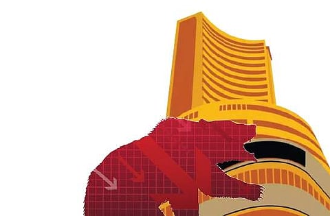 "கரடி' திடீர் ஆதிக்கம்: சென்செக்ஸ் 774 புள்ளிகள் வீழ்ச்சி