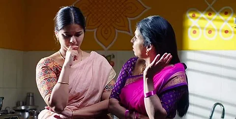 எதிர்நீச்சல் தொடரில் ஹரிபிரியா இசை, பிரியதர்ஷினி