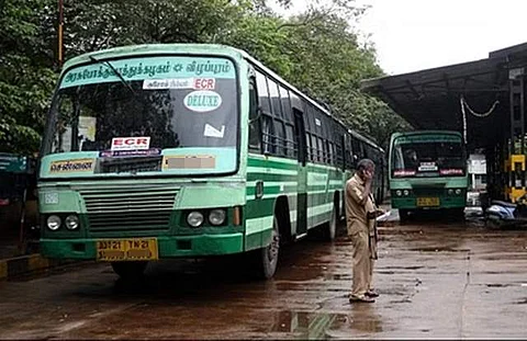 மாண்டஸ் புயல்: 6 மாவட்டங்களில் அரசுப் பேருந்துகள் இயங்காது!