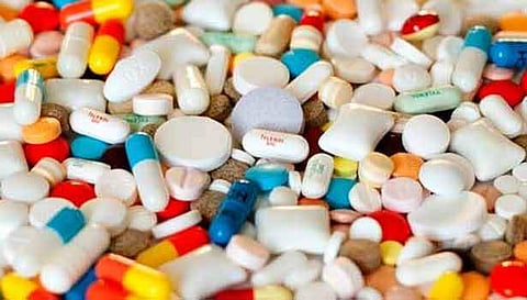 800 அத்தியாவசிய மருந்துகளின் விலை இன்று முதல் உயா்வு