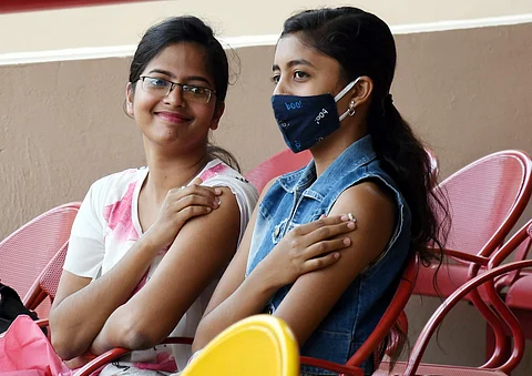 நாட்டில் செலுத்தப்பட்ட கரோனா தடுப்பூசி எண்ணிக்கை 177.17 கோடியைக் கடந்தது