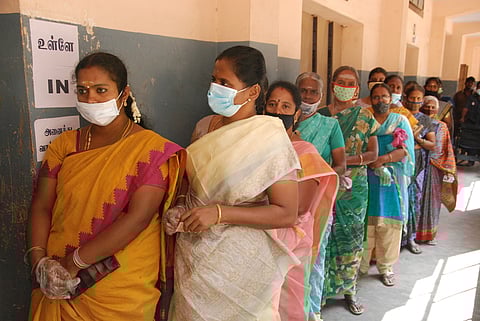 உள்ளாட்சித் தேர்தல்: என்ன ஆனது நட்சத்திரங்களுக்கு? வலுக்கும் விவாதம்