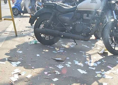 கோவையில் வலிமை வெளியான திரையரங்கில் பெட்ரோல் குண்டு வீச்சு