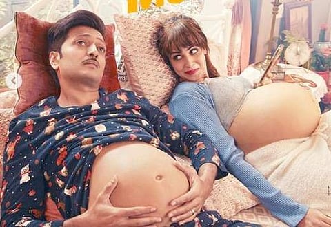 ஆண் கர்ப்பமானால்? பரபரப்பை ஏற்படுத்திய கணவருடன் ஜெனிலியா இணைந்து நடிக்கும் பட போஸ்டர்