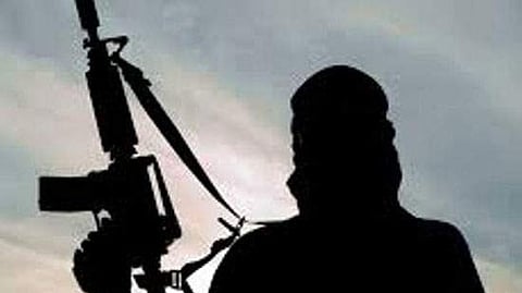 இரு பயங்கரவாதிகள் சுட்டுக் கொலை