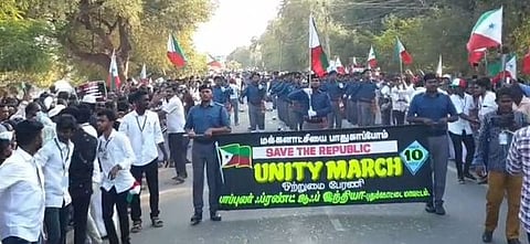 பாப்புலா் பிரண்ட் அமைப்பினா் அனுமதியின்றி பேரணி; 1200 போ் கைது