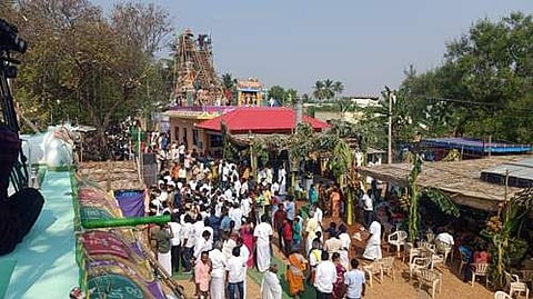 பரமத்திவேலூர்: ஸ்ரீ பால ருக்மணி சமேத ஸ்ரீ நந்த கோபால சுவாமி கோயிலில் மகா கும்பாபிஷேகம்