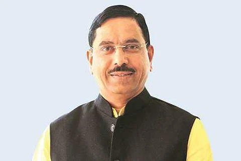 அமைச்சா் பிரகலாத் ஜோஷி