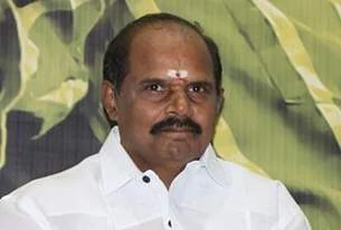மனைவியுடன் விபத்தில் சிக்கிய சன் டிவி நடிகர்