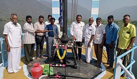 அந்தியூர் வரட்டுப்பள்ளம் அணையிலிருந்து பாசனத்துக்கு தண்ணீர் திறப்பு