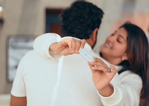 கர்ப்பமாக இருப்பதாக அறிவித்த தமிழ் நடிகை