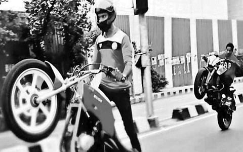 எங்கே செல்கிறது இளைஞர்களின் பாதை