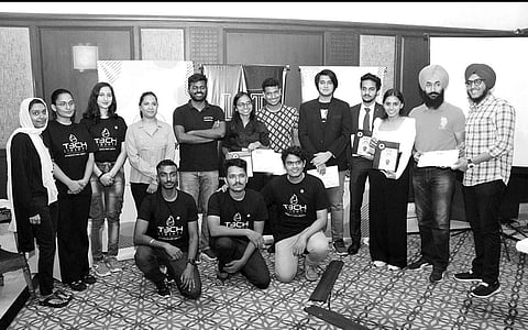 ஐ. ஐ. டி மாணவர்கள் சாதனை