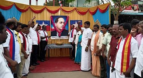 பெருமாநல்லூரில் விடுதலை சிறுத்தைகள் கட்சி சார்பில் அம்பேத்கர் பிறந்த நாள் விழா கொண்டாடப்பட்டது.