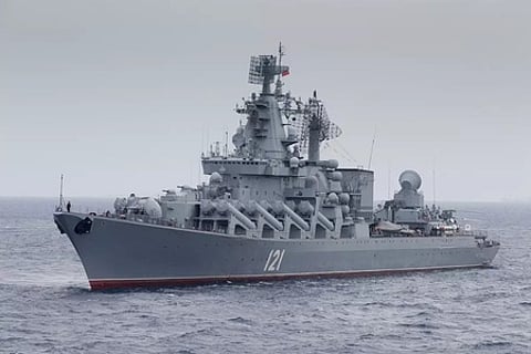 கடலுக்குள் மூழ்கியது ரஷிய போா்க் கப்பல்