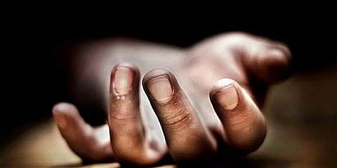 மதுரையில் விஷவாயு தாக்கி இறந்த 3 பேரின் குடும்பத்திற்கு நிதியுதவி