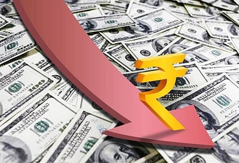 அமெரிக்க டாலருக்கு நிகரான ரூபாயின் மதிப்பு 90 காசுகள் சரிவு