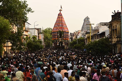 ஸ்ரீரங்கம் கோயில் தேரோட்டம்