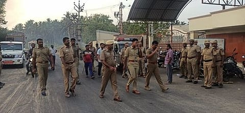 தனியாா் ஆலையில் வடமாநிலத் தொழிலாளா்கள் கலவரம்: போலீஸாா் மீது தாக்குதல்