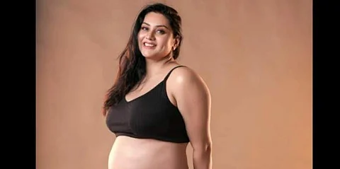 கர்ப்பம்: அறிவித்தார் நடிகை நமீதா
