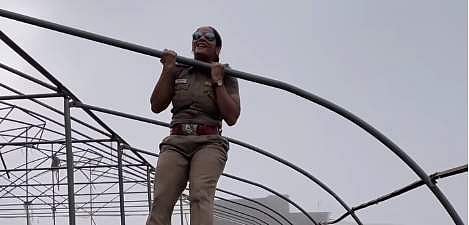 ஸ்ரேயா ரெட்டி வெளியிட்ட உடற்பயிற்சிக் காணொலி