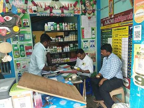 உரக்கடைகளில் வேளாண் அதிகாரிகள் ஆய்வு