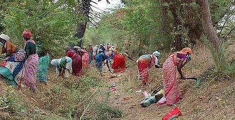 100 நாள் வேலை திட்டத்தில் மாற்றுத்திறனாளிகளுக்கு சலுகை